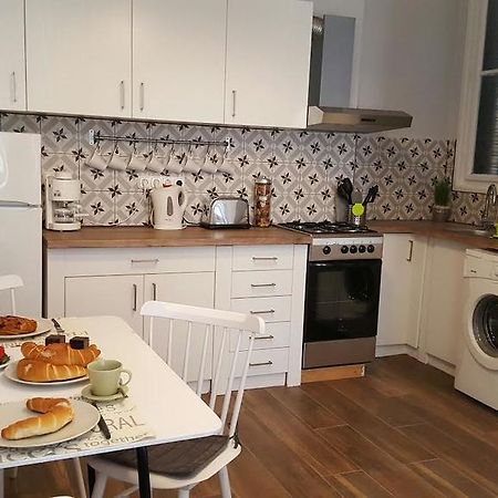 Hello Tourist Flat Apartment บูดาเปสต์ ภายนอก รูปภาพ
