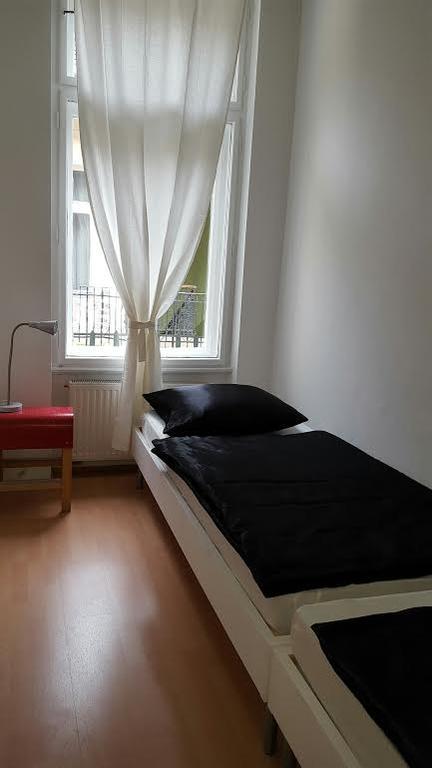 Hello Tourist Flat Apartment บูดาเปสต์ ภายนอก รูปภาพ